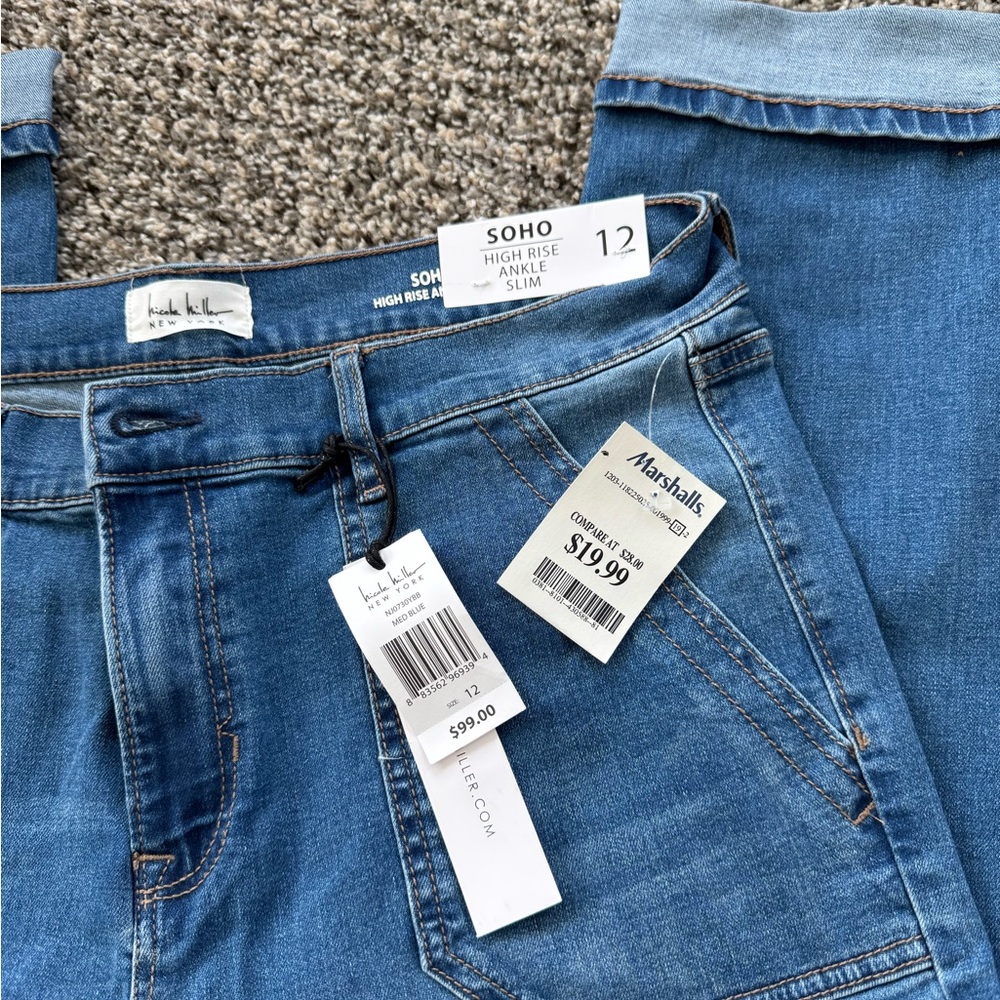 Nicole Miller Blue Cropped Straight-Leg Jeans - Picture 2 of 2